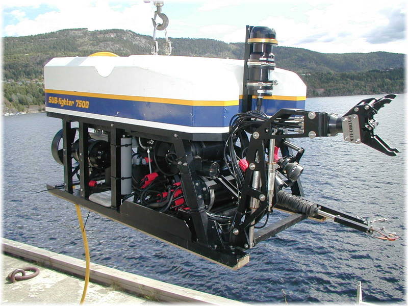 Sub fighter ROV available on short notice from us